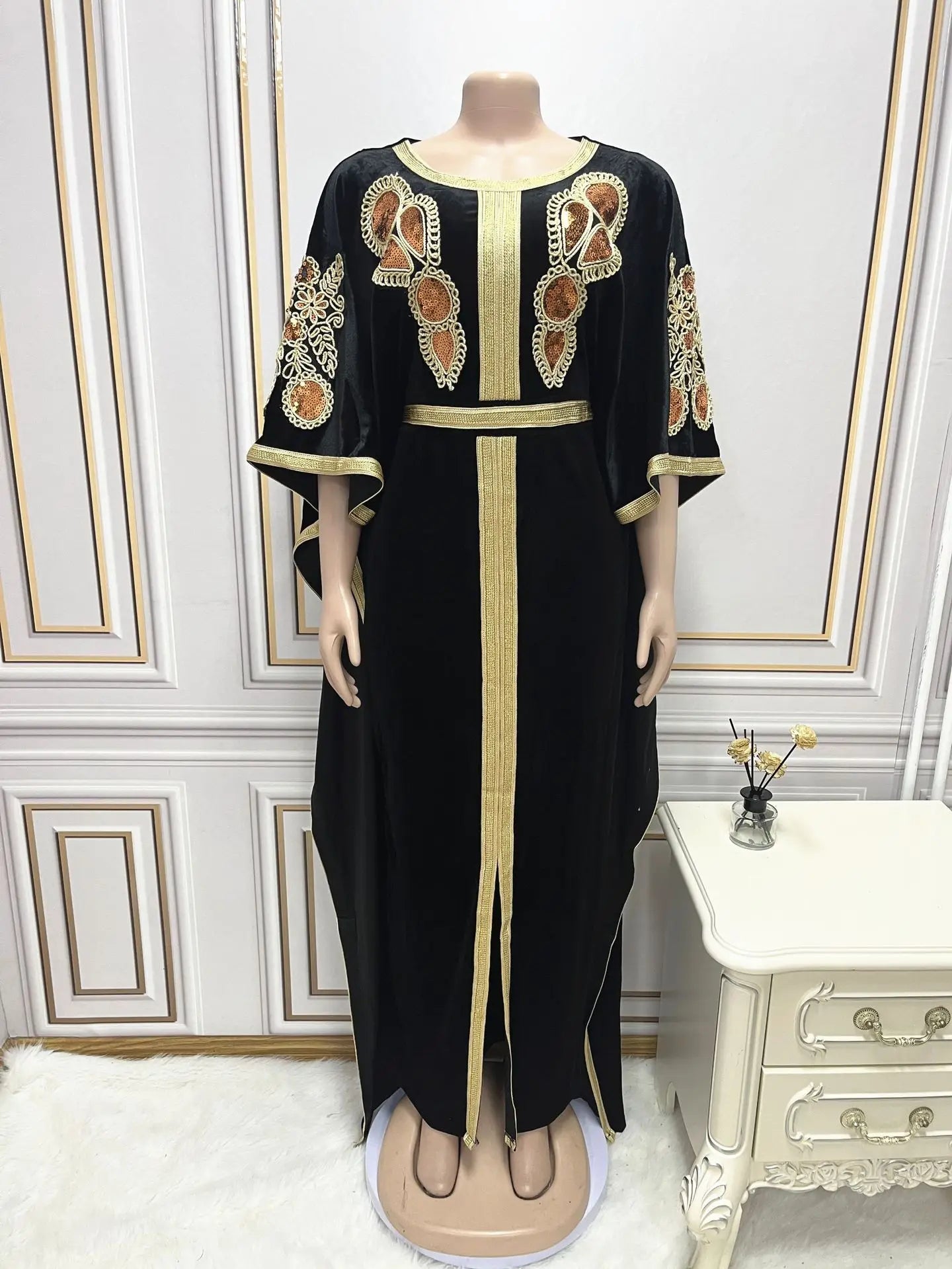 Arabic Abaya Dubai Muslim Kaftan Maxi Dress Women Luxury Velvet Caftan Marocain Evening Party Long Dresses 2024 Abayas Femme