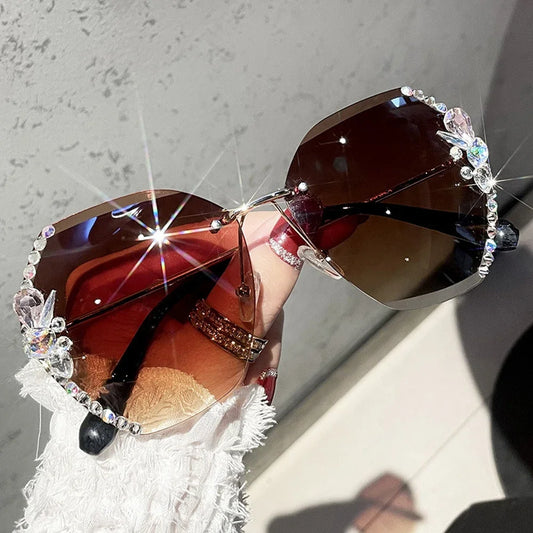 2024 Luxury Brand Design Vintage Rimless Rhinestone Sunglasses Women Men Fashion Gradient Lens Sun Glasses Shades for Female