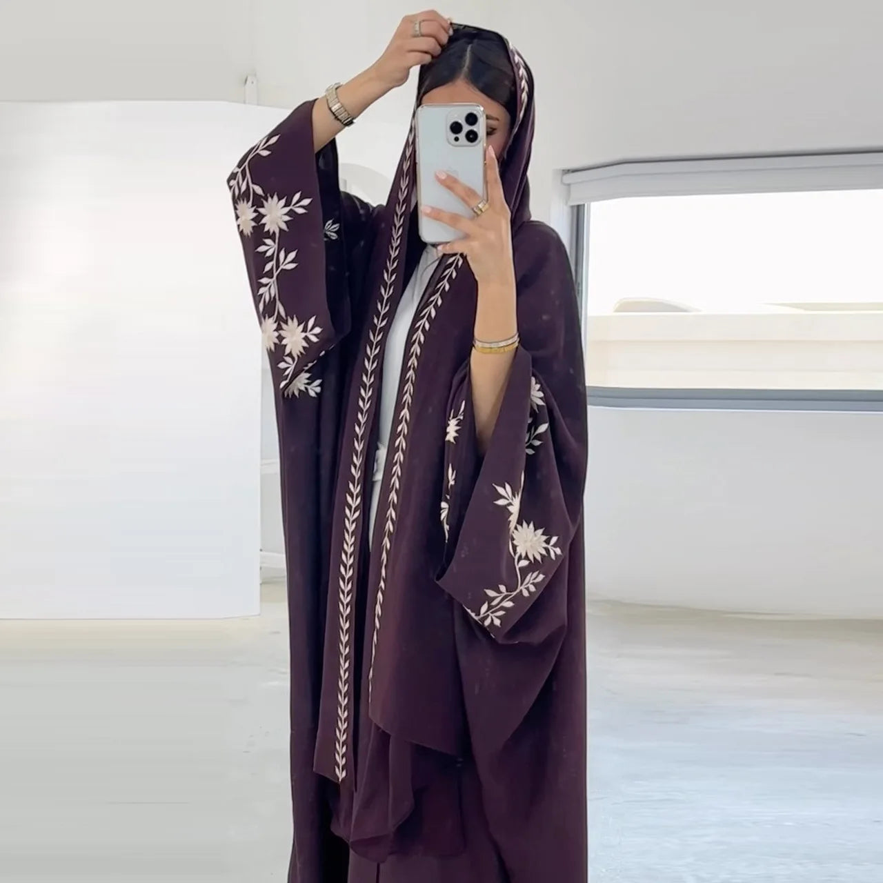 Middle East Ramadan Muslim Luxury Fashion Abaya Dubai Embroidered Bat Sleeve Cardigan Robe Headscarf Waiver Robe